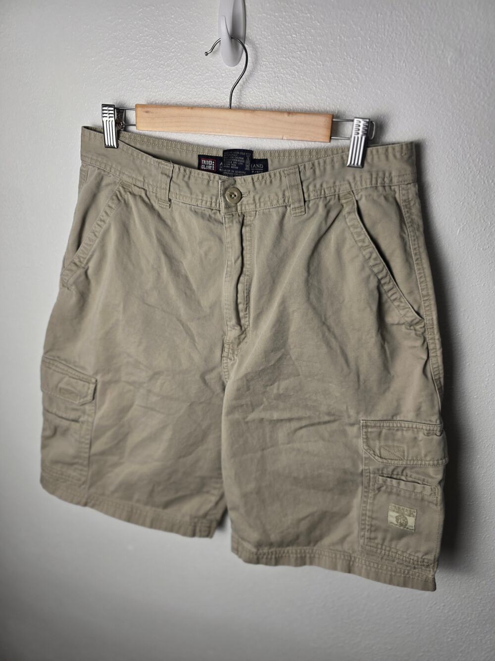 Faded Glory Cream Carpenter Shorts